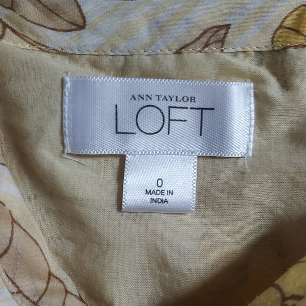 LOFT Tank Top - Picture 2 of 2